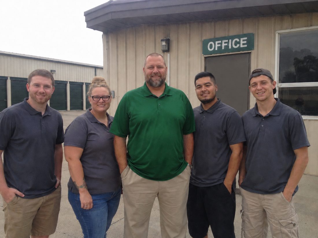 Pest control professionals in Cedar Park, TX